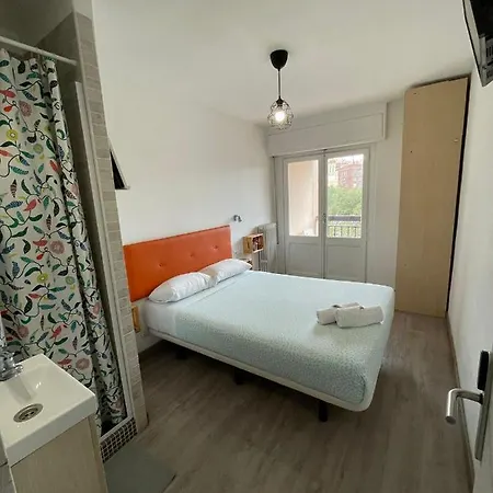 La Estrella Πανσιόν